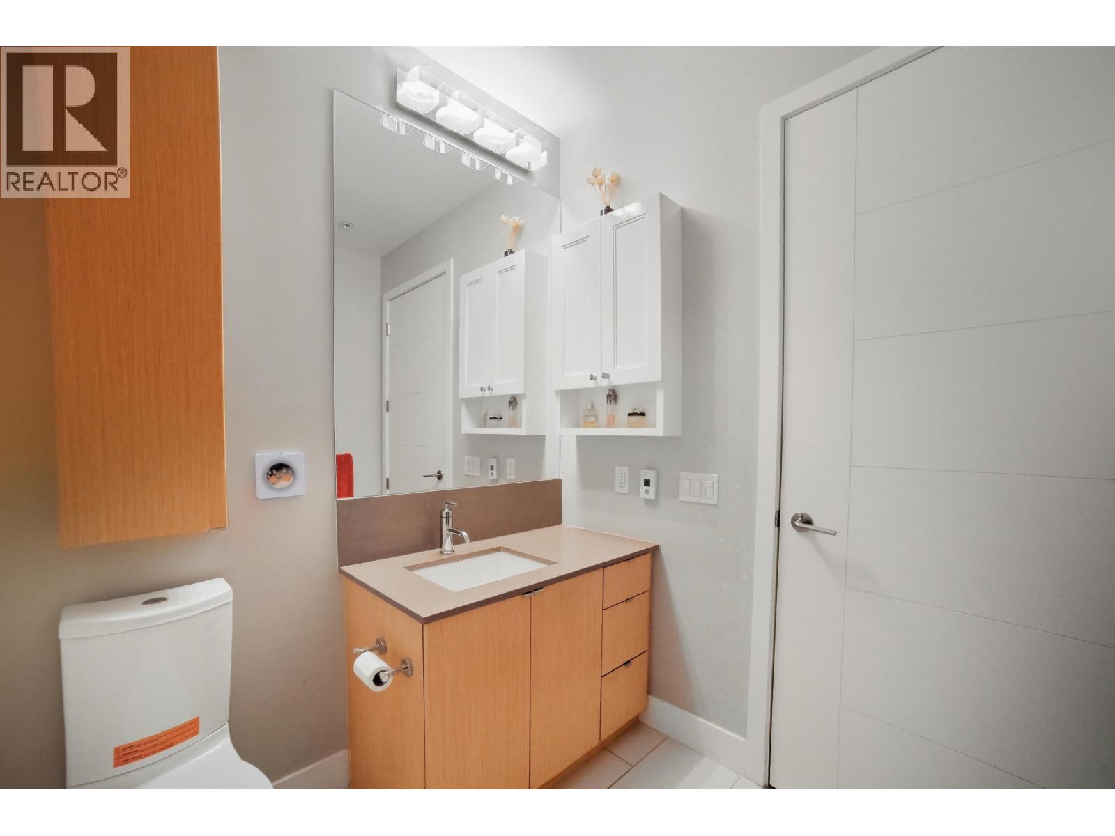 104 260 Salter Street, New Westminster, British Columbia  V3M 0J4 - Photo 21 - R3089004