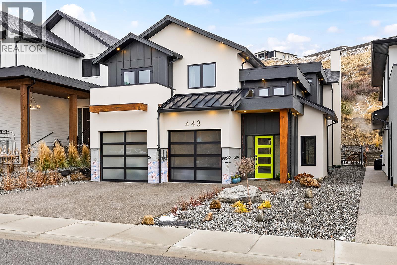 443 Vision Court, Kelowna, British Columbia  V1W 0C4 - Photo 2 - 10370977