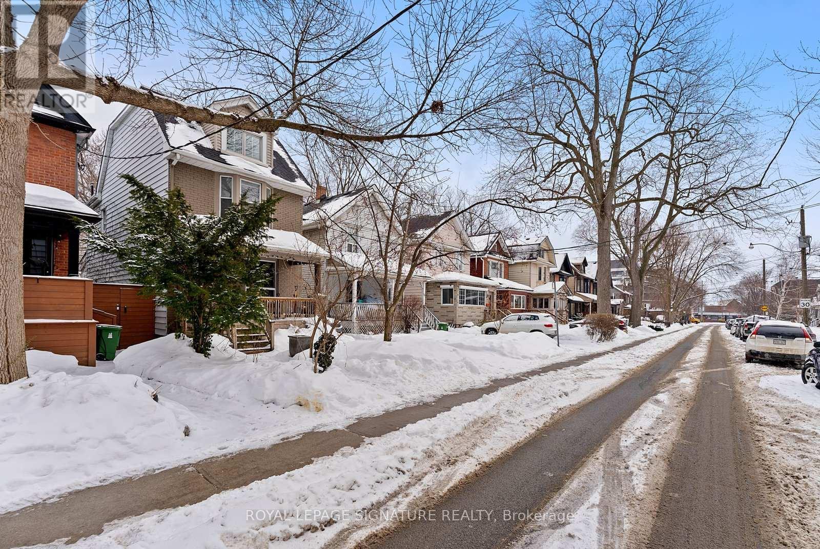 41 HASTINGS AVENUE, Toronto, Ontario