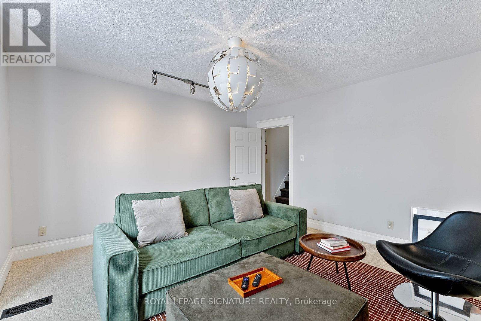 41 Hastings Avenue, Toronto, Ontario  M4L 2L1 - Photo 20 - E12781292