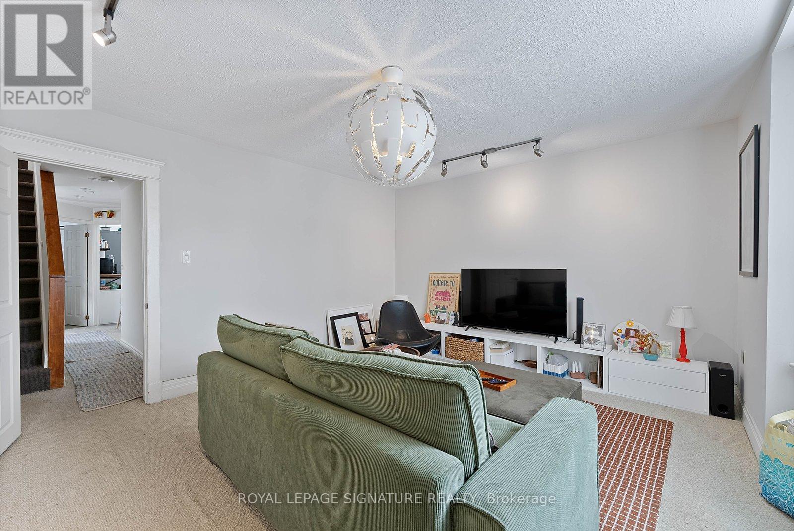 41 Hastings Avenue, Toronto, Ontario  M4L 2L1 - Photo 22 - E12781292