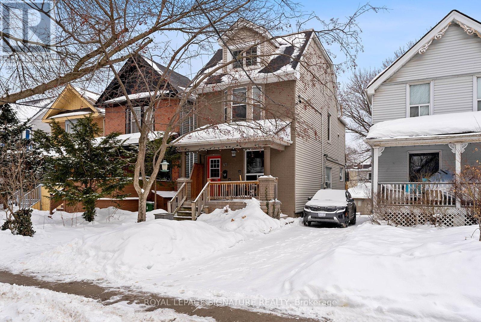 41 Hastings Avenue, Toronto, Ontario  M4L 2L1 - Photo 3 - E12781292