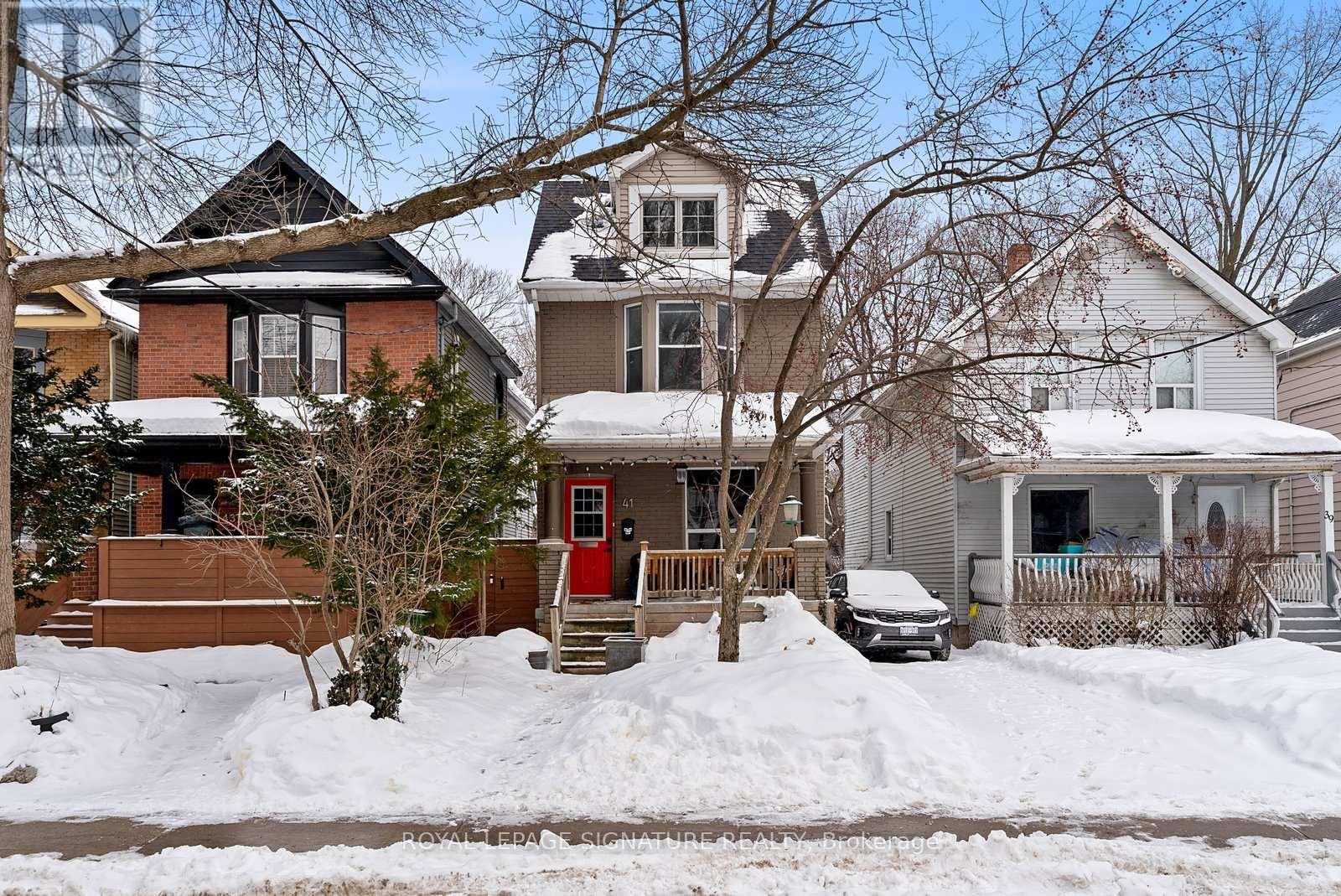 41 Hastings Avenue, Toronto, Ontario  M4L 2L1 - Photo 4 - E12781292