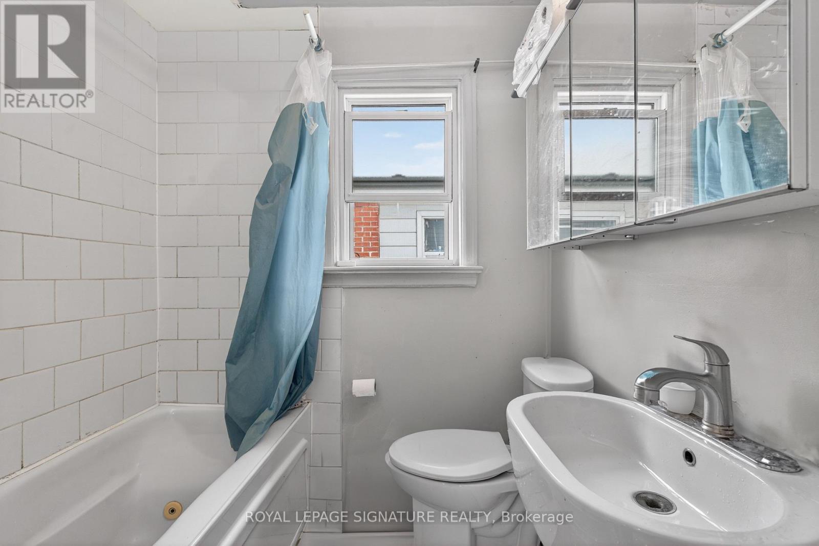 39 Rhydwen Avenue, Toronto, Ontario  M1N 2E2 - Photo 14 - E12781370