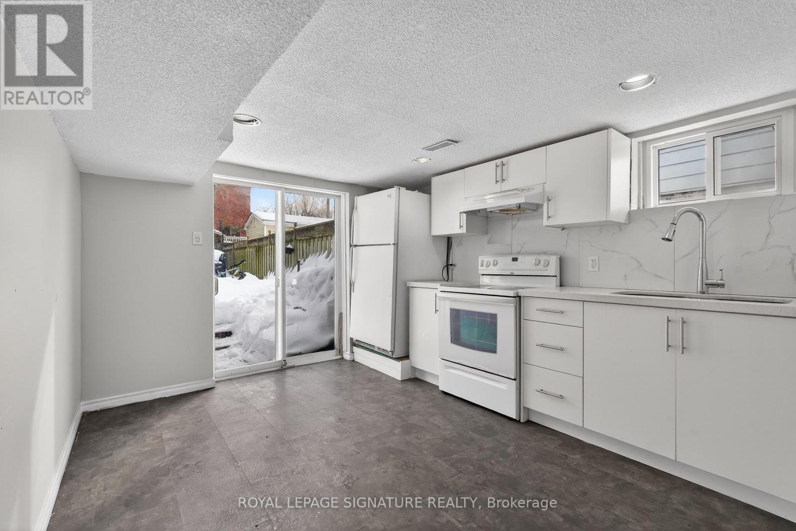 39 Rhydwen Avenue, Toronto, Ontario  M1N 2E2 - Photo 18 - E12781370