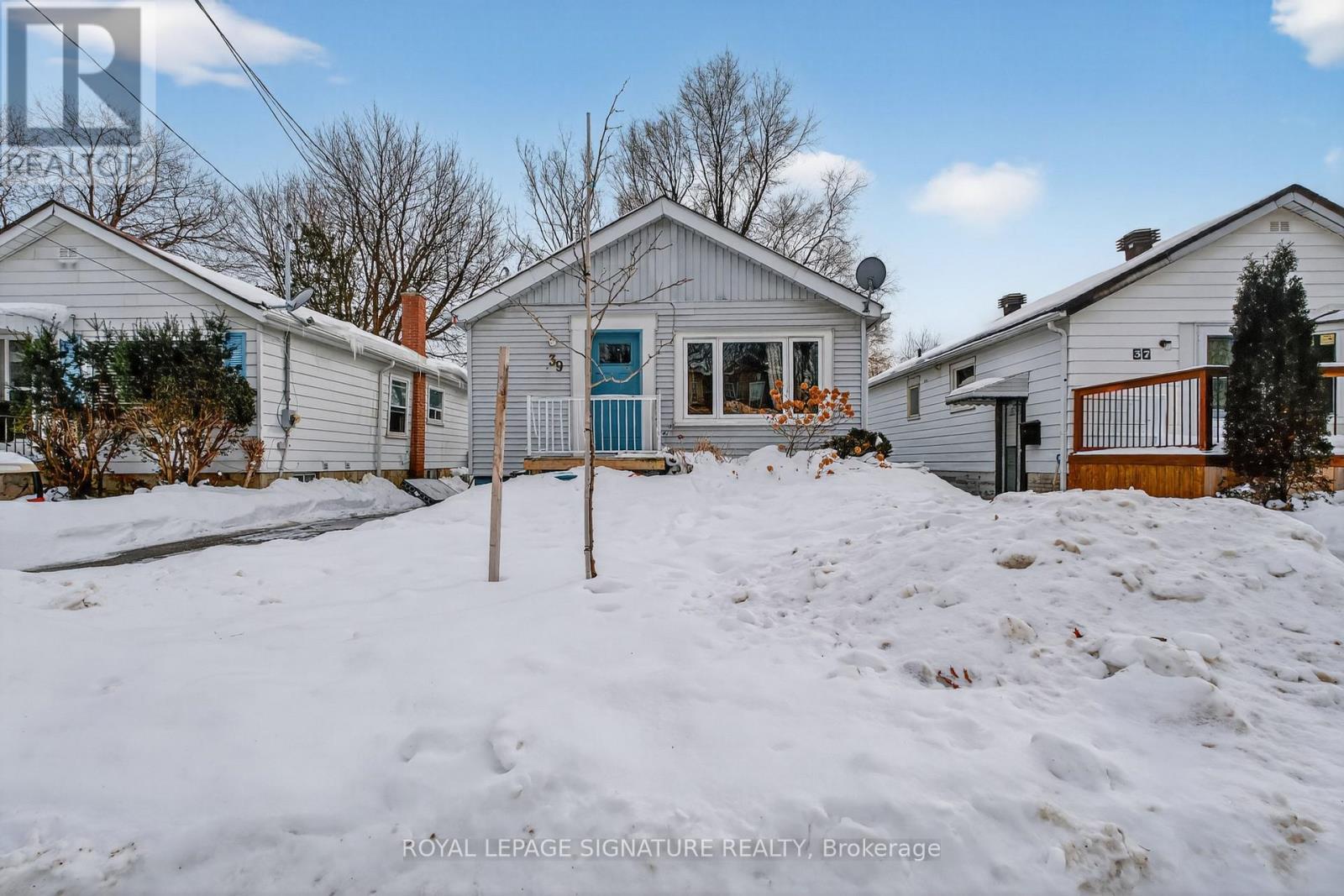 39 Rhydwen Avenue, Toronto, Ontario  M1N 2E2 - Photo 2 - E12781370