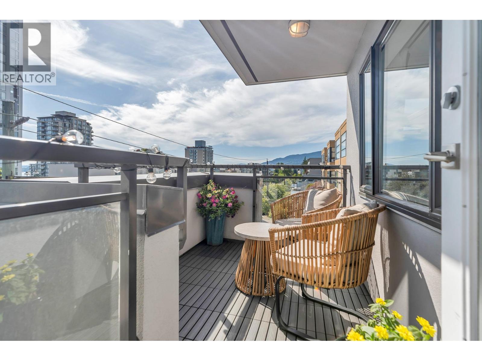 406 305 Lonsdale Avenue, North Vancouver, British Columbia  V7M 2G3 - Photo 10 - R3088731