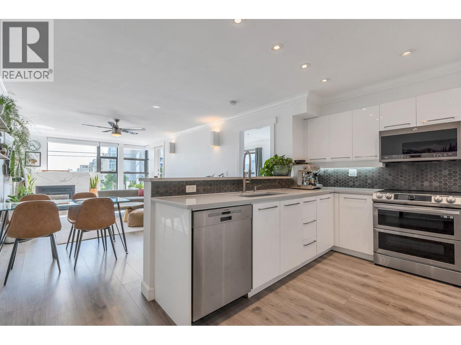 406 305 Lonsdale Avenue, North Vancouver, British Columbia  V7M 2G3 - Photo 17 - R3088731