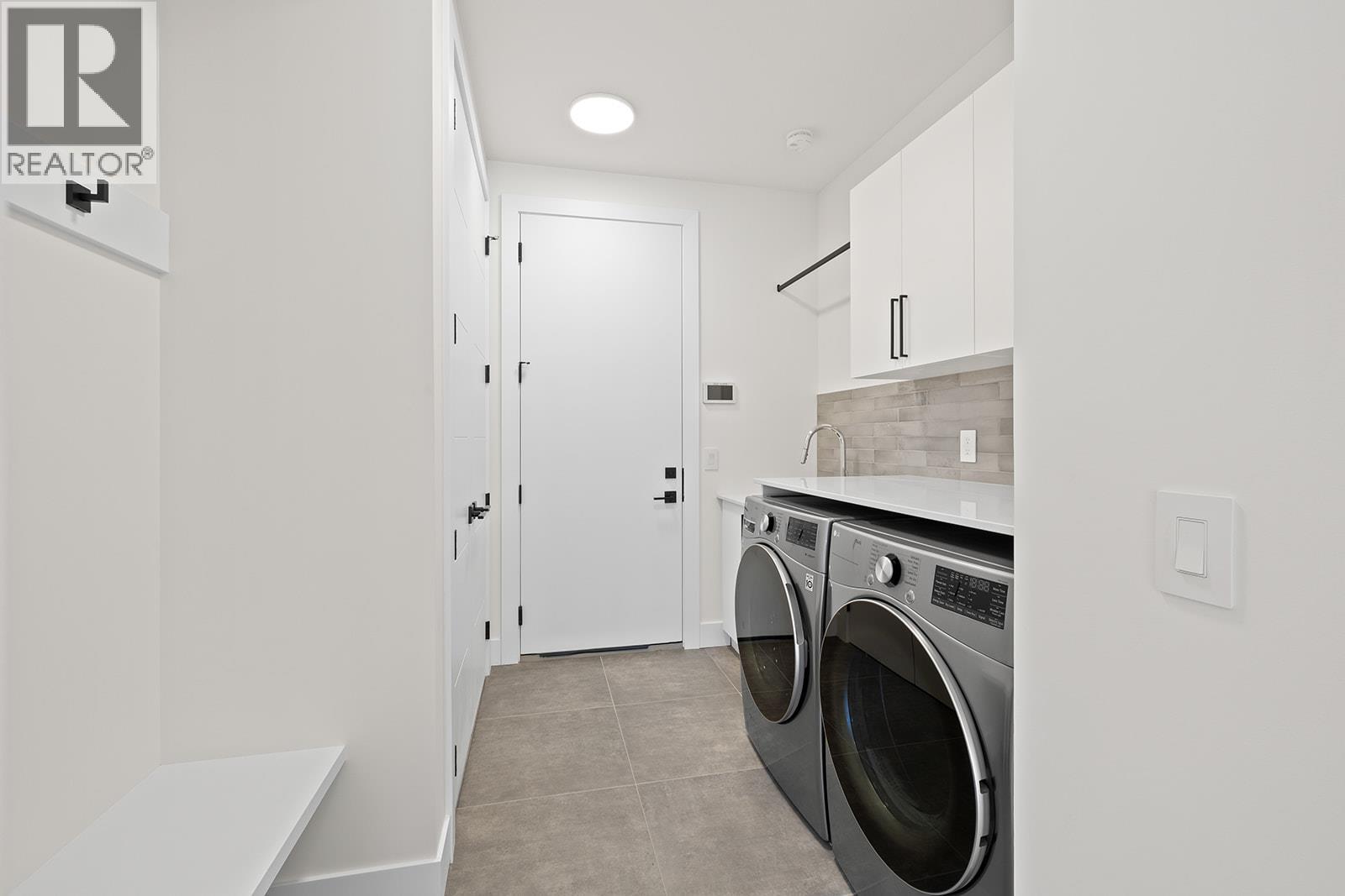 3462 Hilltown Close Kelowna Photo 21