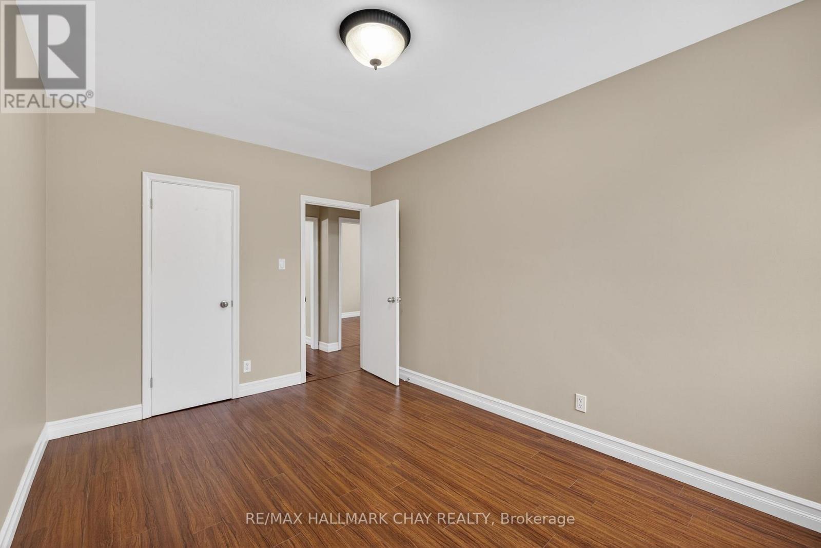 313 Taylor Mills Drive N, Richmond Hill, Ontario  L4C 2T8 - Photo 11 - N12781288