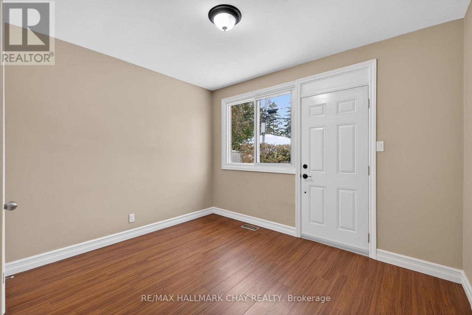 313 Taylor Mills Drive N, Richmond Hill, Ontario  L4C 2T8 - Photo 15 - N12781288