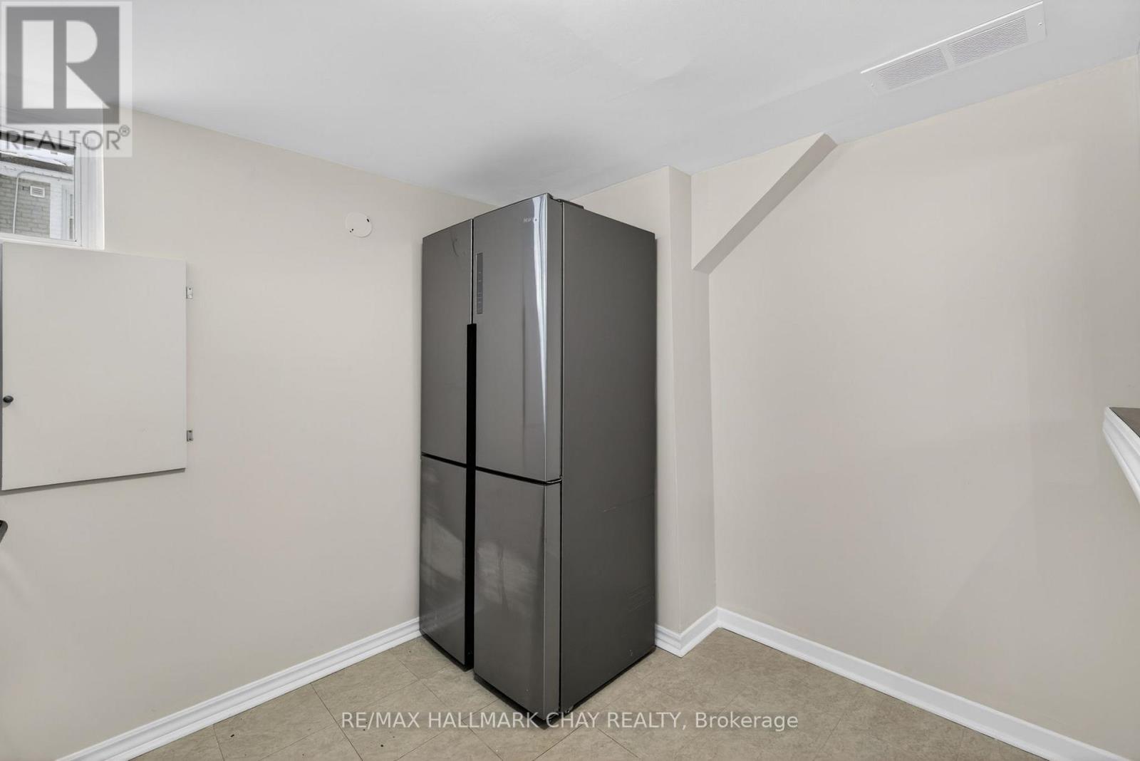 313 Taylor Mills Drive N, Richmond Hill, Ontario  L4C 2T8 - Photo 23 - N12781288