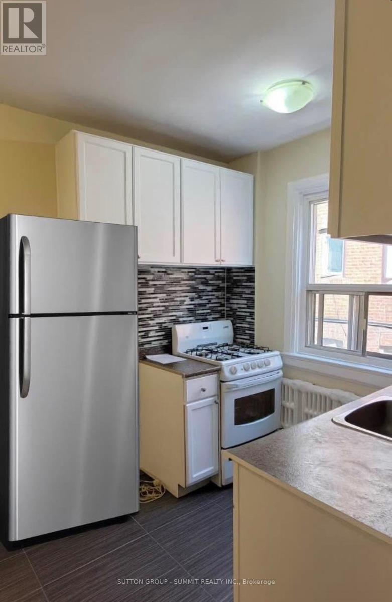 108 - 98 Vaughan Road, Toronto, Ontario  M6C 2M1 - Photo 5 - C12781254