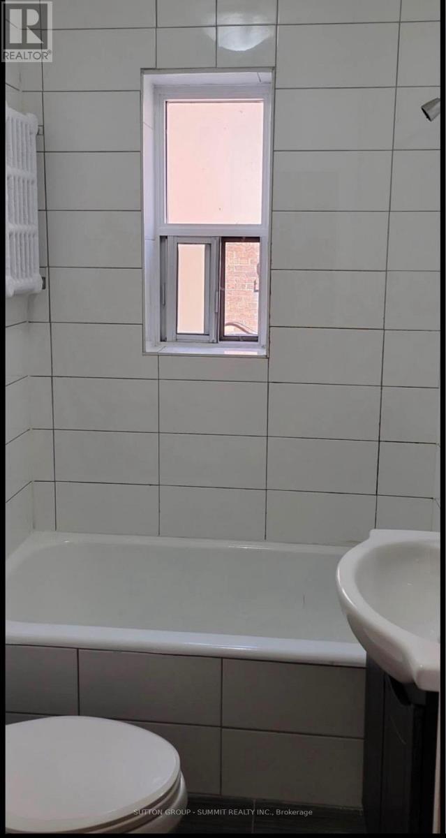 108 - 98 Vaughan Road, Toronto, Ontario  M6C 2M1 - Photo 6 - C12781254