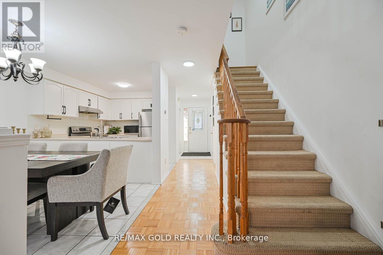 34 Earth Star Trail, Brampton, Ontario  L6R 2P3 - Photo 23 - W12781296