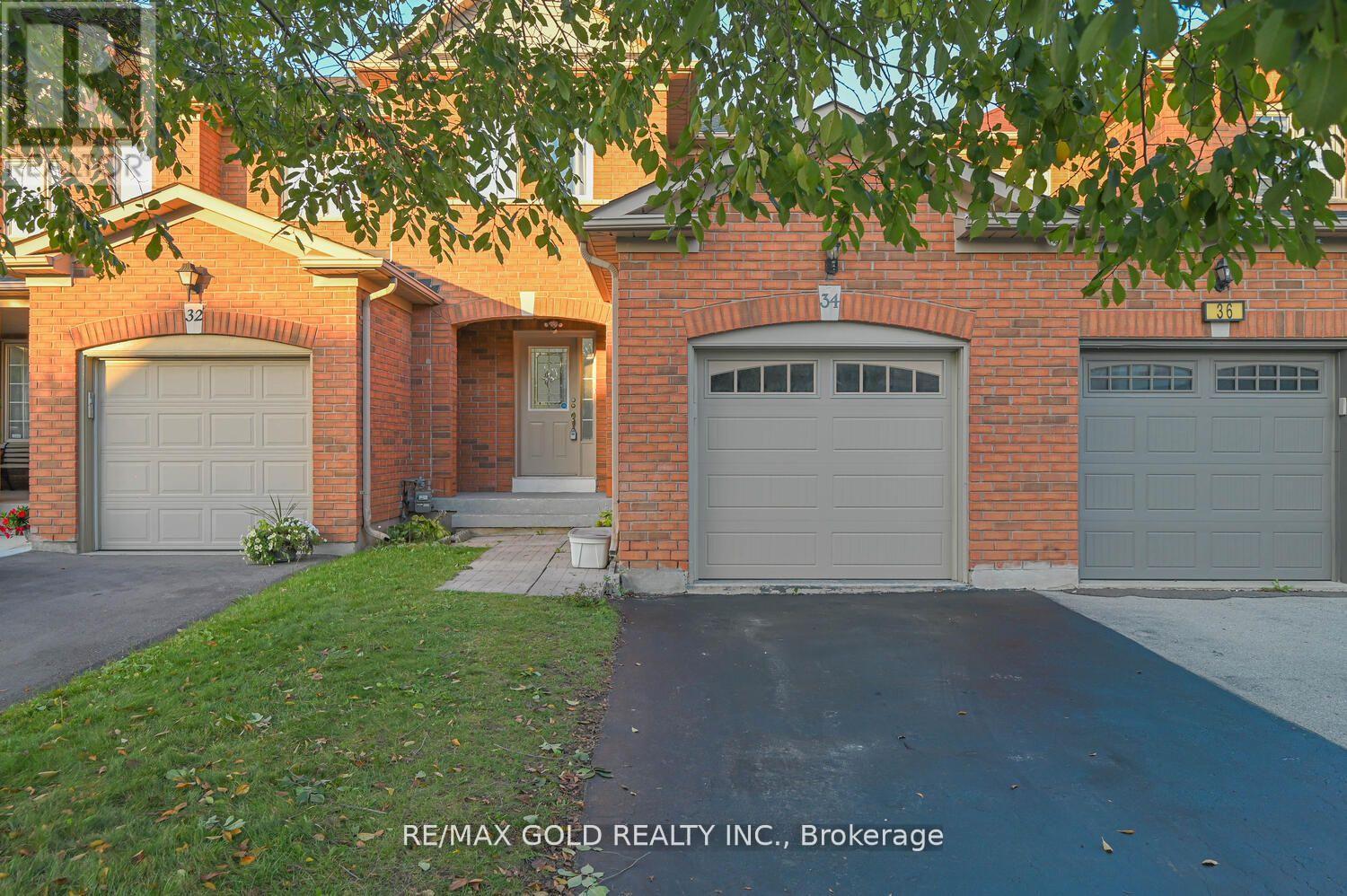 34 Earth Star Trail, Brampton, Ontario  L6R 2P3 - Photo 3 - W12781296