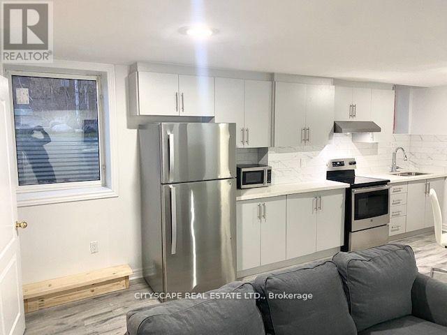 2b - 6421 Donway Drive, Mississauga, Ontario  L5V 1J4 - Photo 3 - W12781306