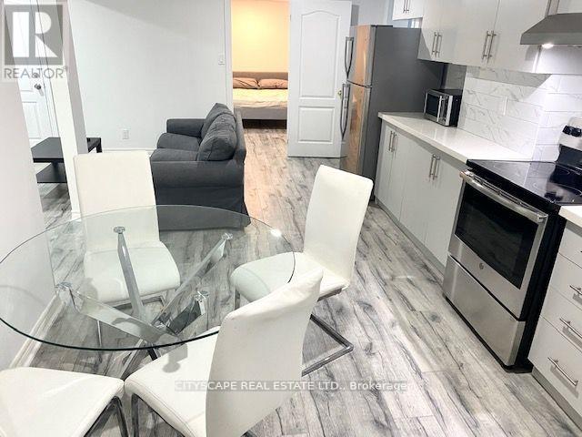 2b - 6421 Donway Drive, Mississauga, Ontario  L5V 1J4 - Photo 7 - W12781306