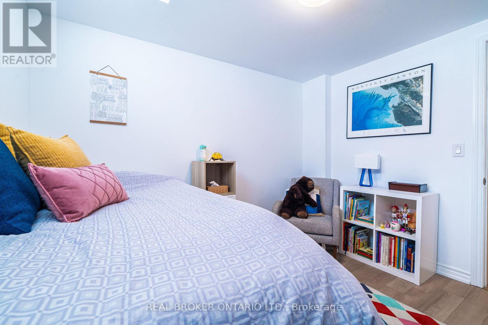 2 - 104 Caledonia Park Road, Toronto, Ontario  M6H 0B1 - Photo 23 - W12781320