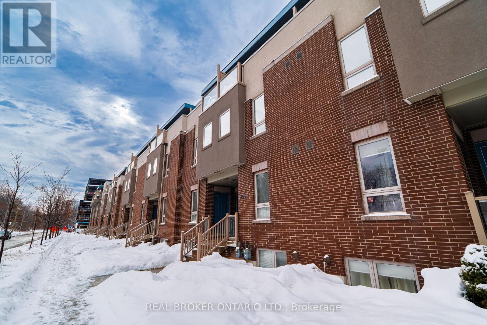 2 - 104 Caledonia Park Road, Toronto, Ontario  M6H 0B1 - Photo 32 - W12781320