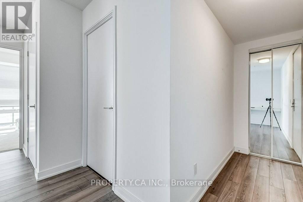 2707 - 20 Thomas Riley Road, Toronto, Ontario  M9B 1B3 - Photo 14 - W12781338