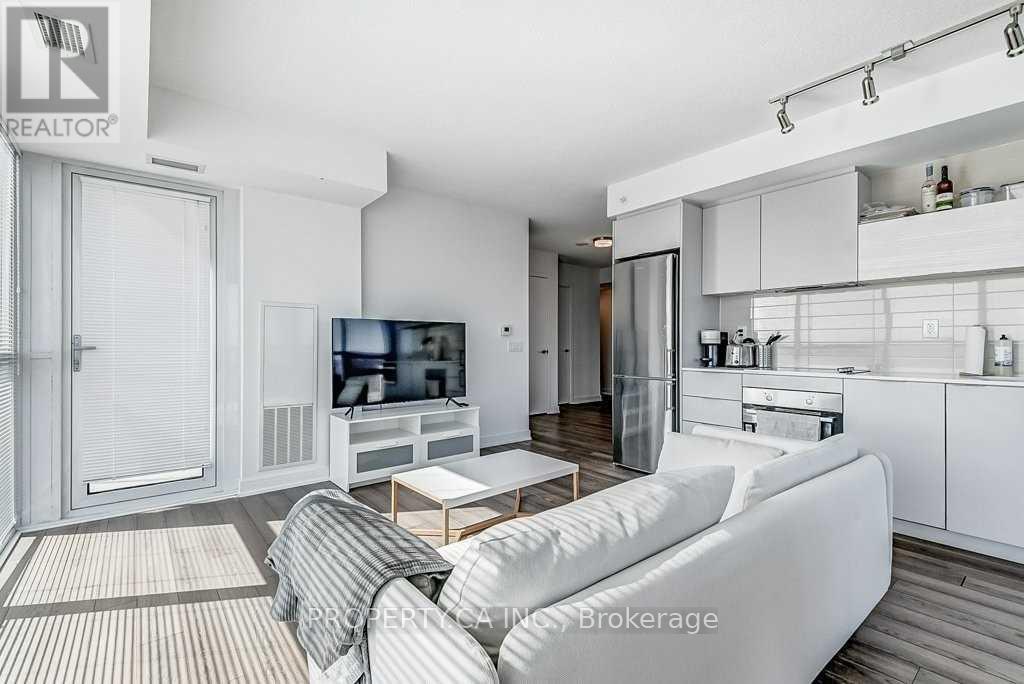 2707 - 20 Thomas Riley Road, Toronto, Ontario  M9B 1B3 - Photo 5 - W12781338