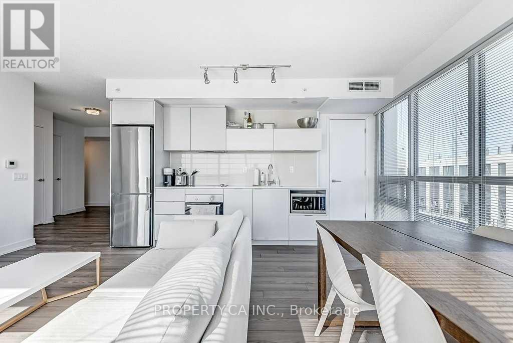 2707 - 20 Thomas Riley Road, Toronto, Ontario  M9B 1B3 - Photo 6 - W12781338
