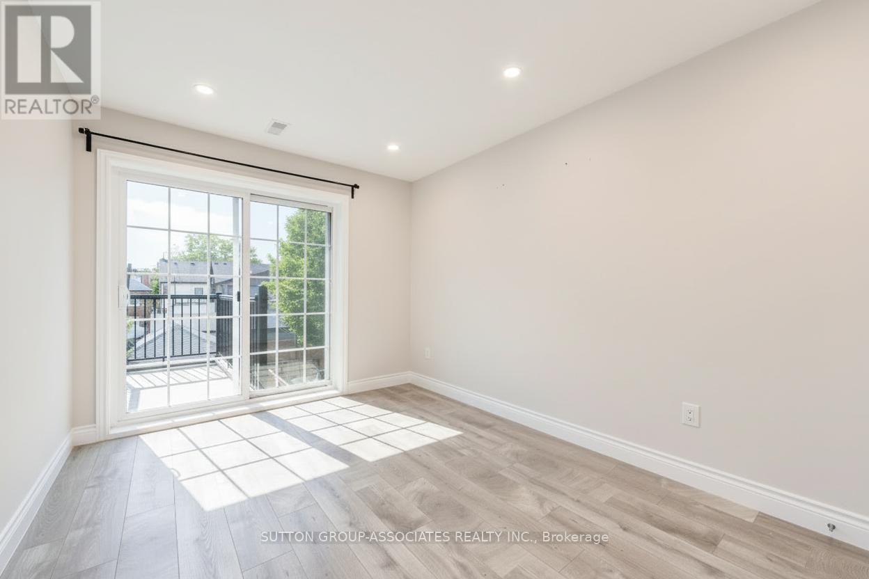 2 - 701 Dupont Street, Toronto, Ontario  M6G 1Z5 - Photo 10 - W12781360