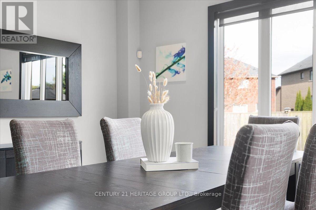 340 Old Mud Street, Hamilton, Ontario  L8J 3Z9 - Photo 10 - X12781294