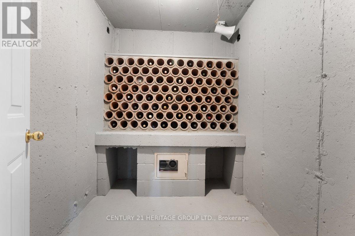 340 Old Mud Street, Hamilton, Ontario  L8J 3Z9 - Photo 37 - X12781294