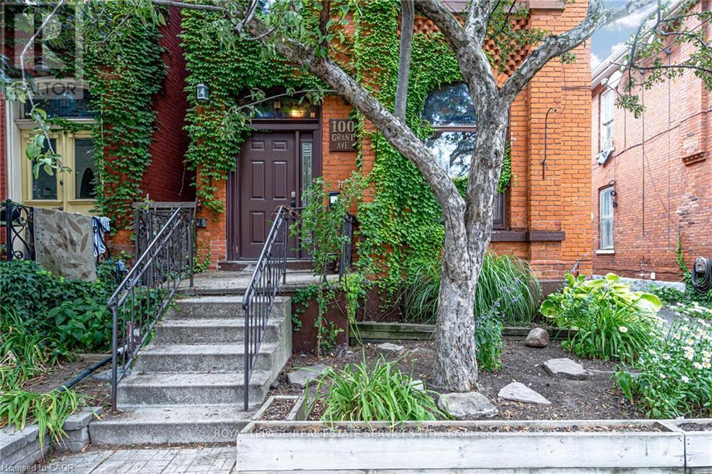 100 Grant Avenue, Hamilton, Ontario  L8N 2X7 - Photo 2 - X12781362