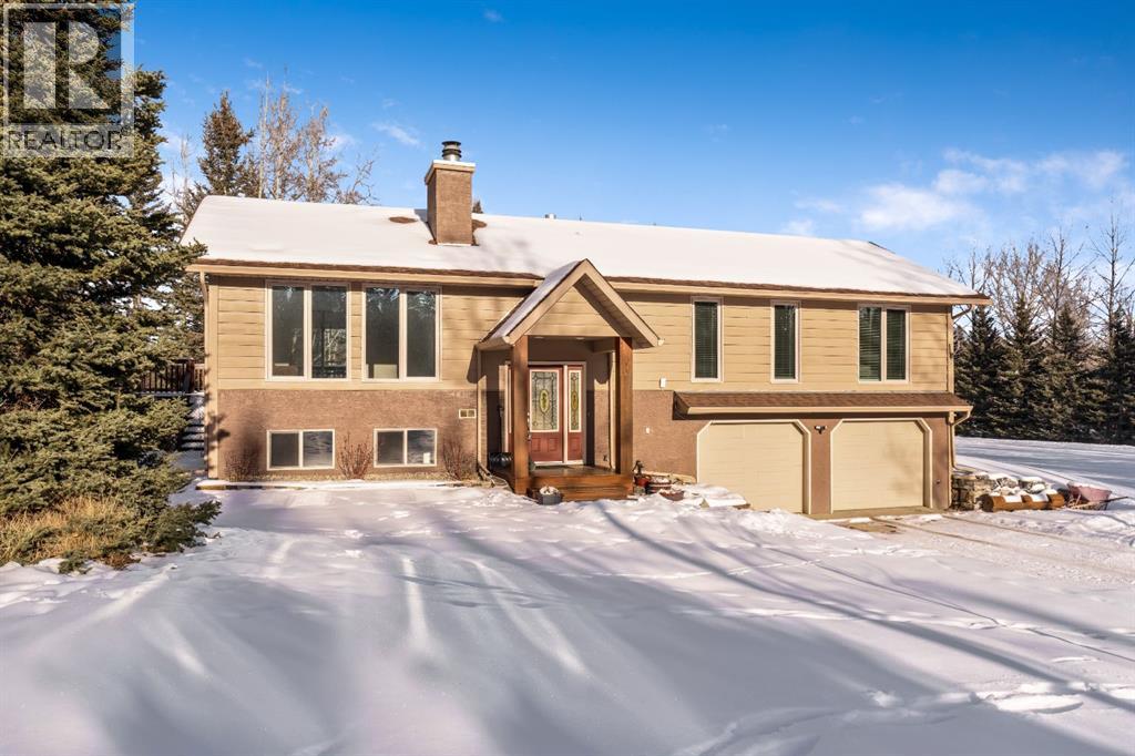 24 Mountain View Park, Bragg Creek, Alberta