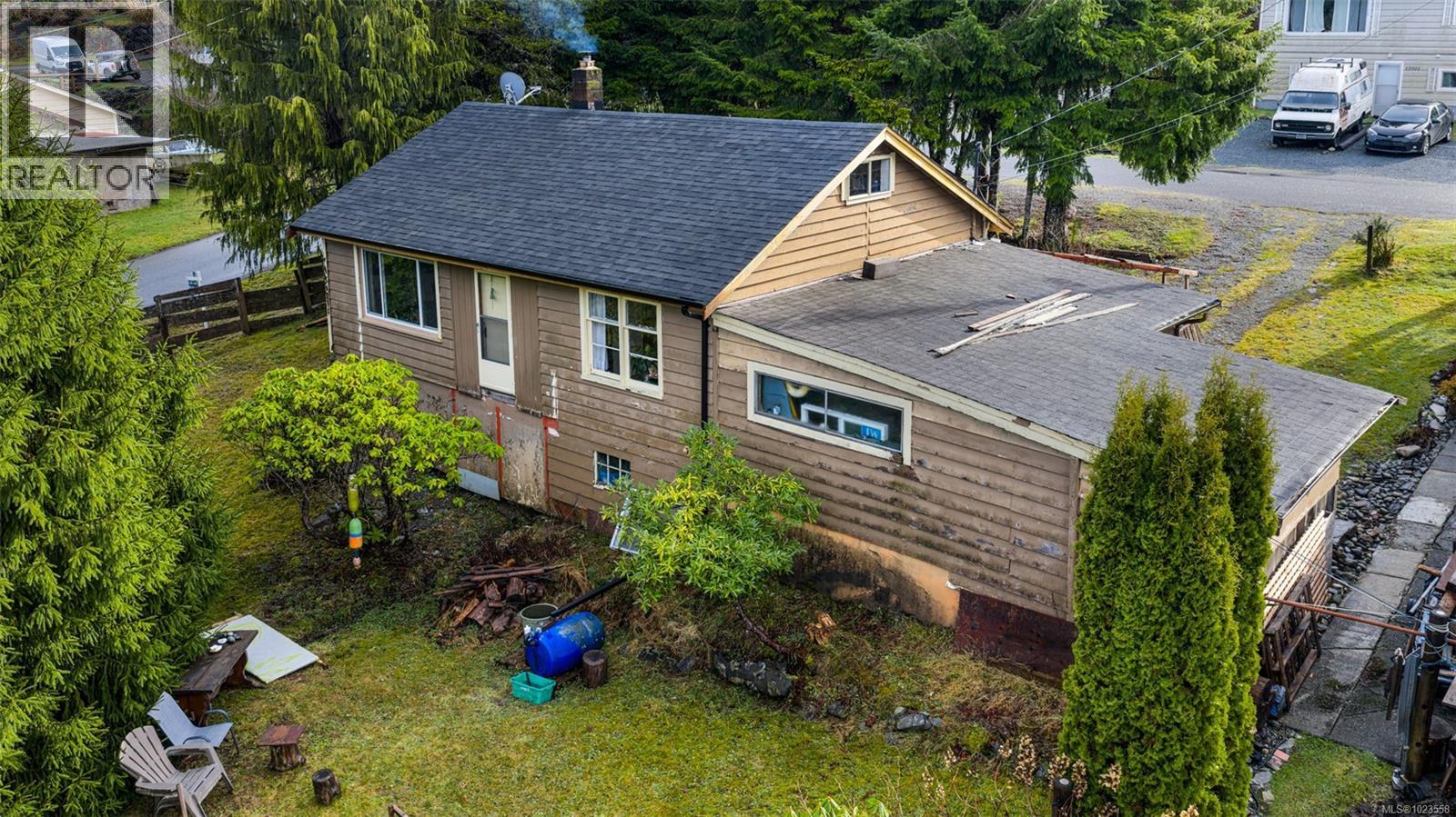 17002 Wickanninish Rd, Port Renfrew, British Columbia