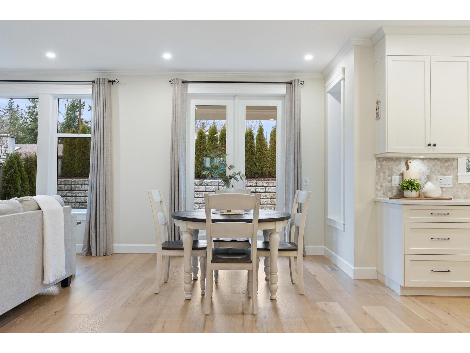 29599 Corvina Court, Abbotsford, British Columbia  V4X 0A6 - Photo 10 - R3088627