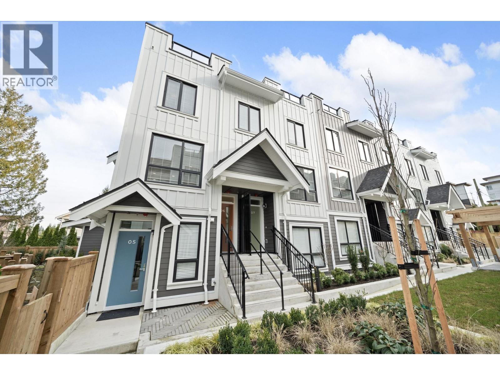 6 728 LEA AVENUE, Coquitlam, British Columbia