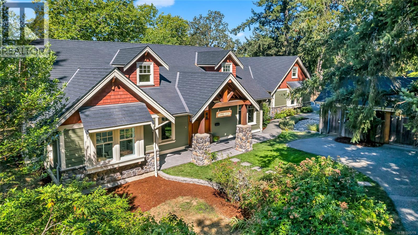 6140 Lakes Rd, Duncan, British Columbia