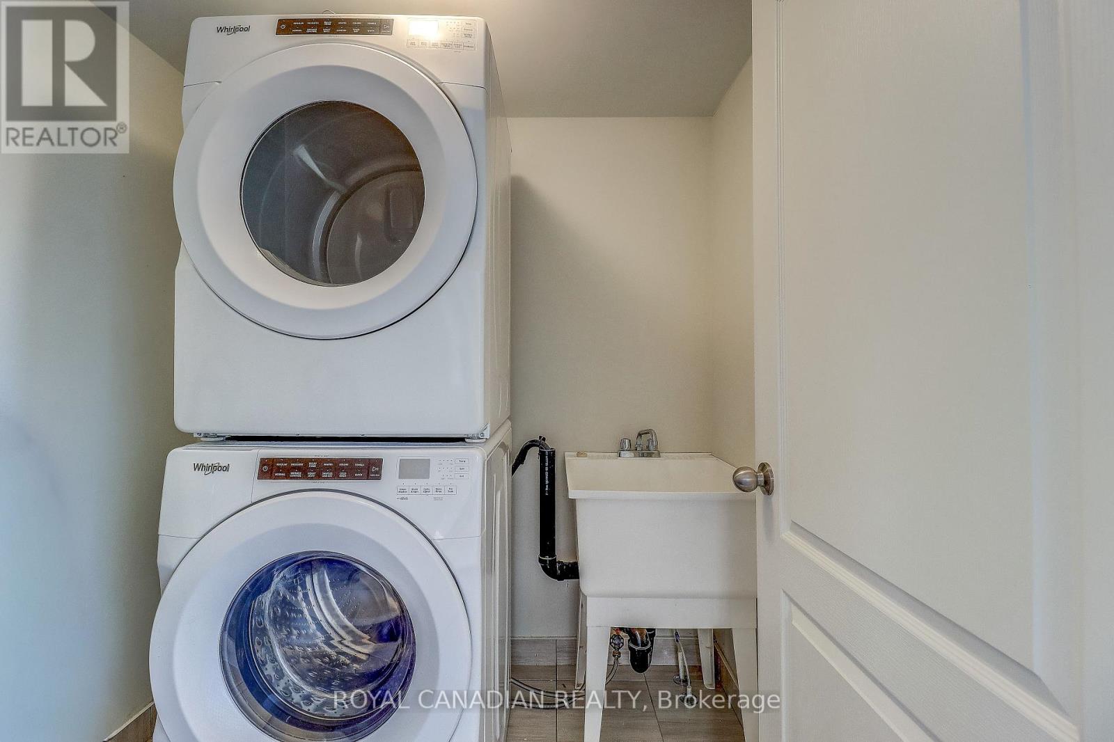 2677 Deputy Minister Path, Oshawa, Ontario  L1L 0M7 - Photo 32 - E12779436