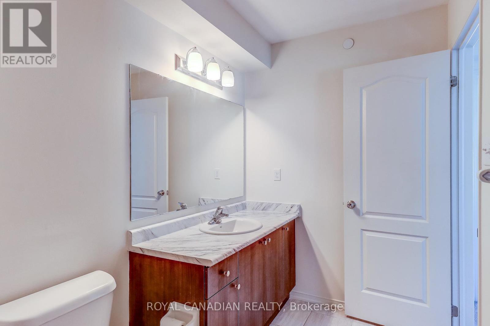 2677 Deputy Minister Path, Oshawa, Ontario  L1L 0M7 - Photo 30 - E12779436