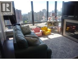 2207 7328 ARCOLA STREET, Burnaby, British Columbia