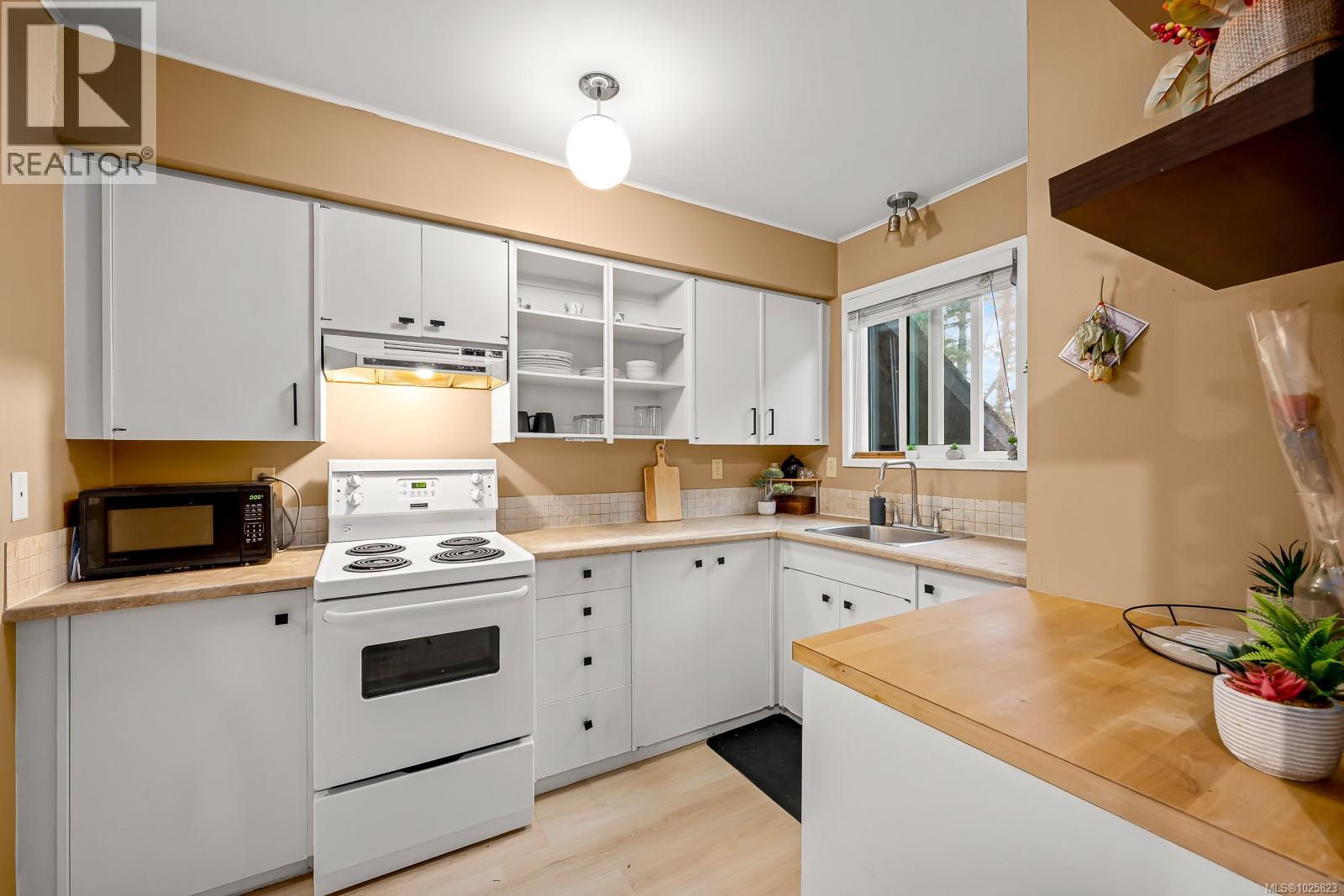 17 158 Back Rd, Courtenay, British Columbia  V9N 3W6 - Photo 14 - 1025823