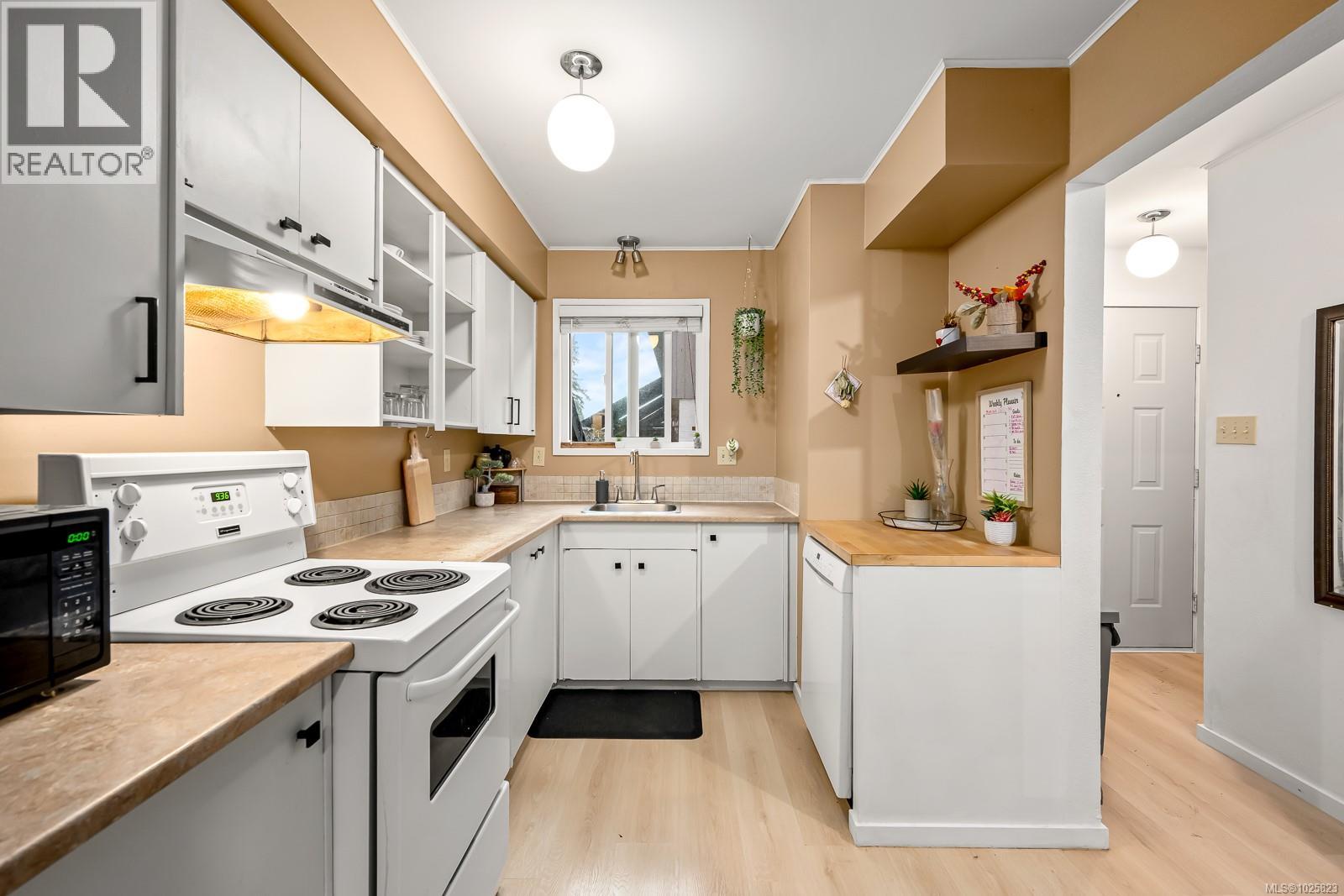 17 158 Back Rd, Courtenay, British Columbia  V9N 3W6 - Photo 12 - 1025823