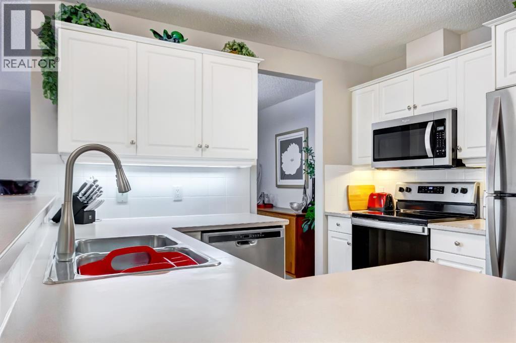 203, 2144 Paliswood Road Sw, Calgary, Alberta  T2V 5K2 - Photo 5 - A2284637