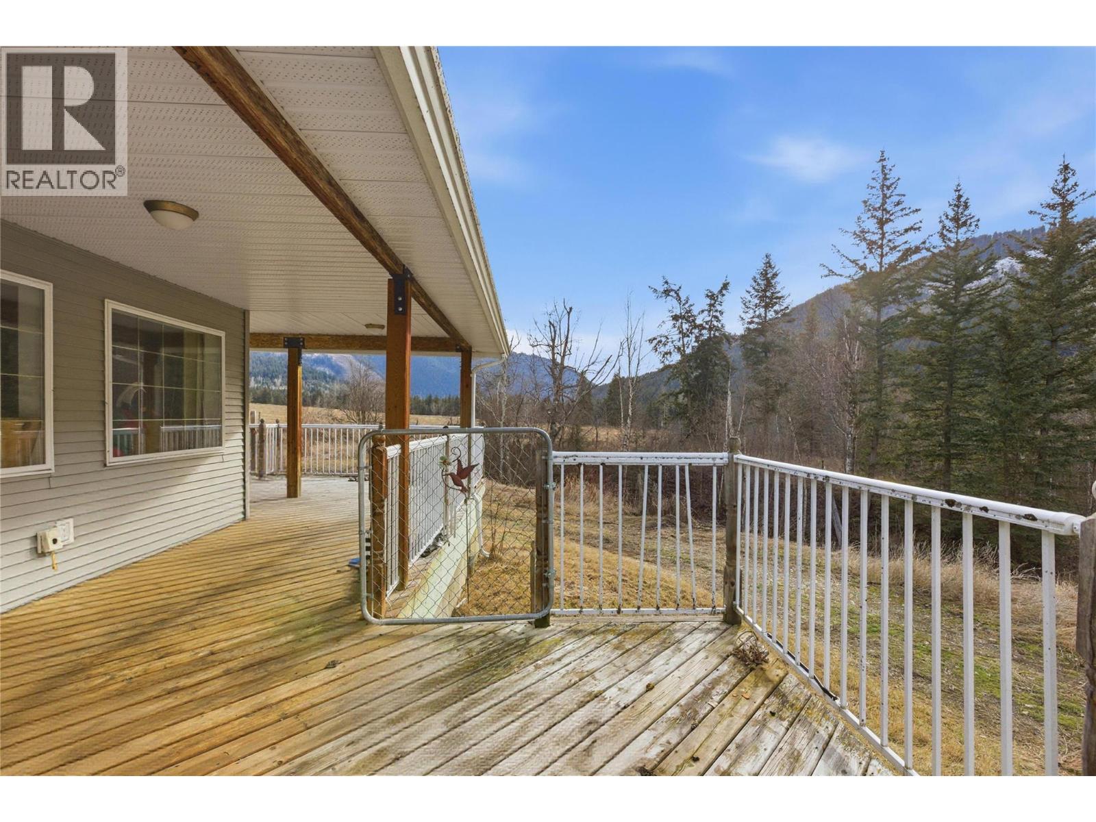 6541/6675 Heffley Louis Creek Road, Kamloops, British Columbia V0E 2E0 - Photo 8 - 10375523