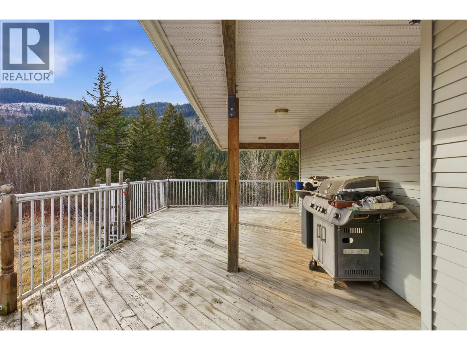 6541/6675 Heffley Louis Creek Road, Kamloops, British Columbia V0E 2E0 - Photo 9 - 10375523