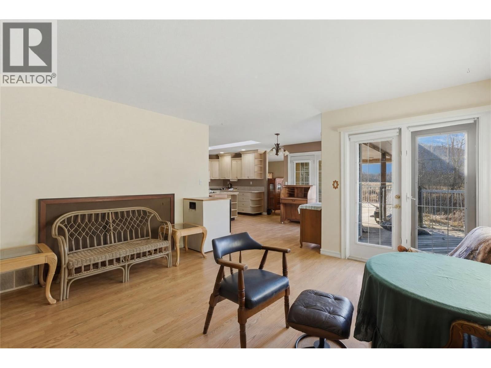 6541/6675 Heffley Louis Creek Road, Kamloops, British Columbia V0E 2E0 - Photo 12 - 10375523