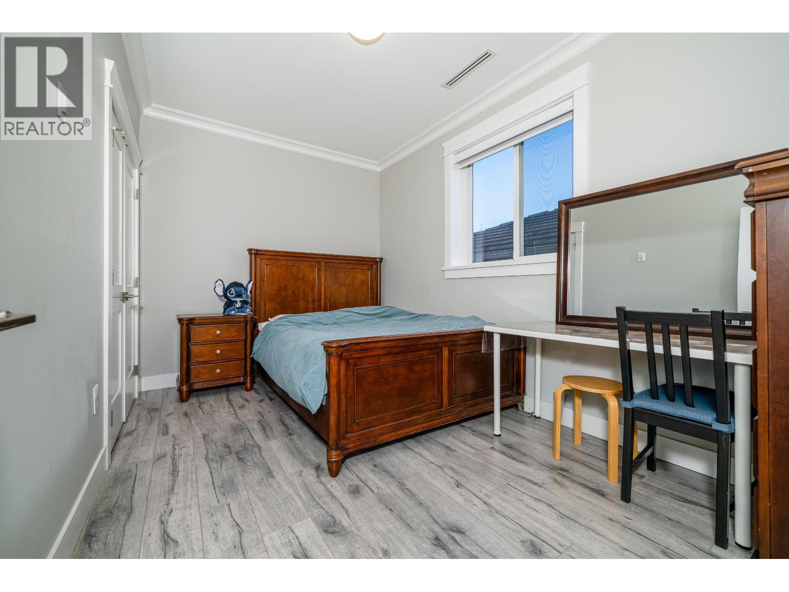 Listing Picture 17 of 28 : 5474 DUNDEE STREET, Vancouver / 溫哥華 - 魯藝地產 Yvonne Lu Group - MLS Medallion Club Member