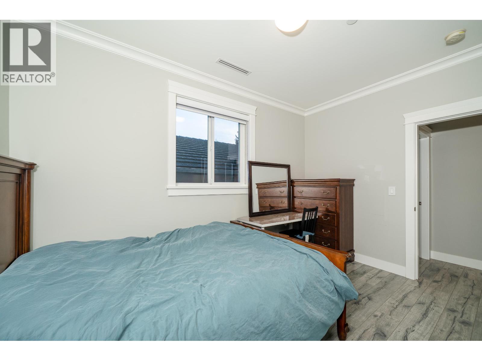 Listing Picture 18 of 28 : 5474 DUNDEE STREET, Vancouver / 溫哥華 - 魯藝地產 Yvonne Lu Group - MLS Medallion Club Member