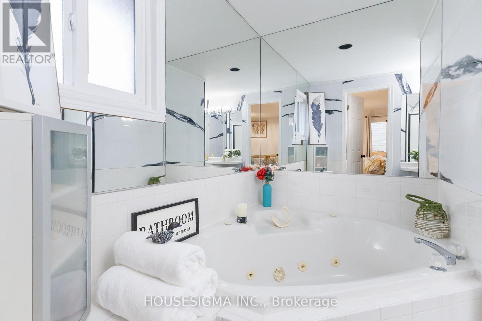 220 Killarney Grove, London North, Ontario  N5X 3X6 - Photo 17 - X12781410