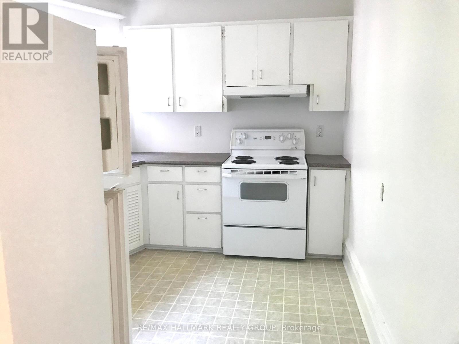 6 - 421 Lisgar Street, Ottawa, Ontario  K1R 5G9 - Photo 7 - X12781402