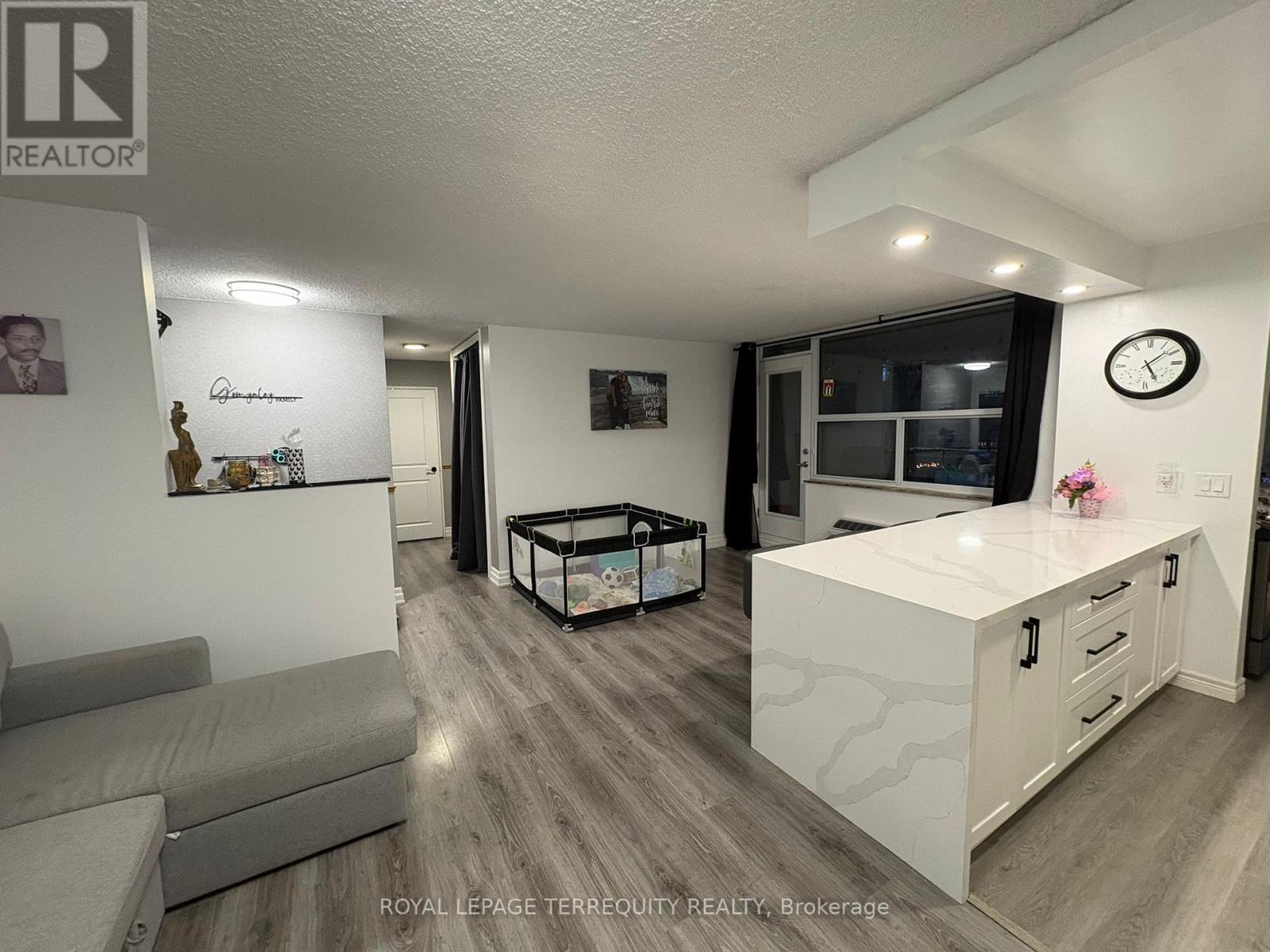 206 - 966 Inverhouse Drive, Mississauga, Ontario  L5J 4B6 - Photo 12 - W12778832